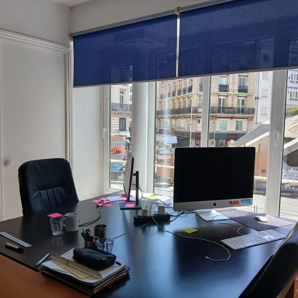 Bureau privé 22 m² 3 postes Location bureau Rue de Turbigo Paris 75001 - photo 3