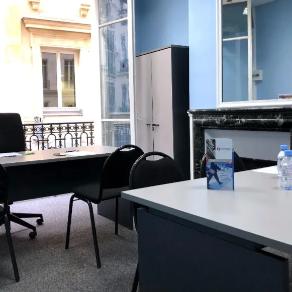 Bureau privé 14 m² 2 postes Location bureau Rue des Mathurins Paris 75008 - photo 1