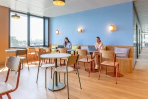 Open Space - 94120 - 10 postes - 248€