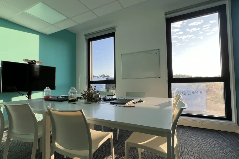 Bureau privé - 44230 - 5 postes - 600€