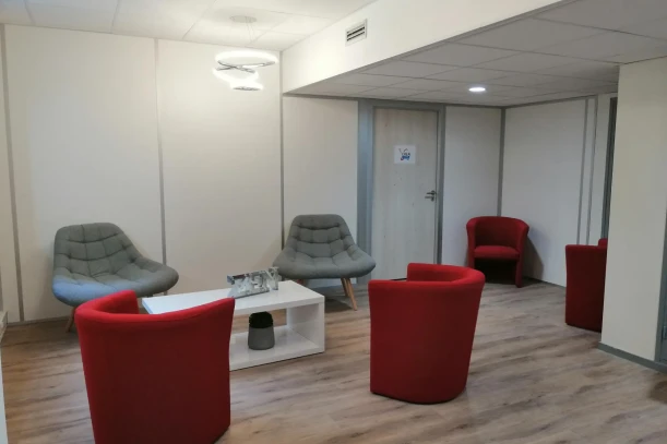 Bureau privé - 69003 - 1 poste - 1121€