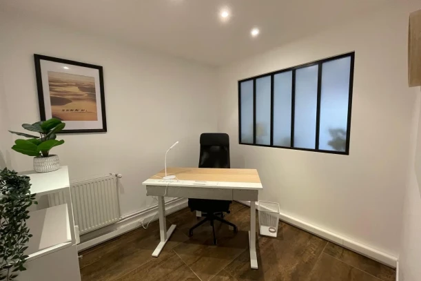 Bureau privé - 77210 - 1 poste - 400€