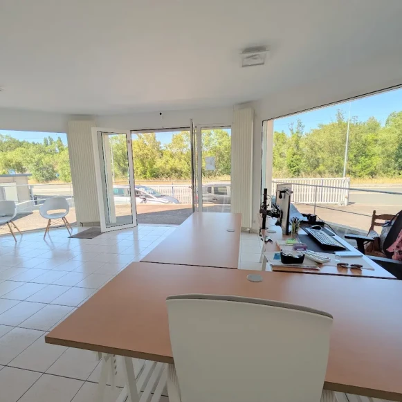 Open Space  8 postes Location bureau Rue de la Loire Sainte-Luce-sur-Loire 44980 - photo 7