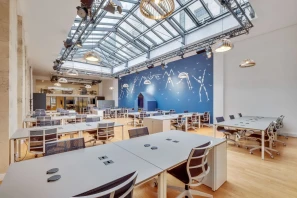 Bureau privé - 75003 - 120 postes - 80000€