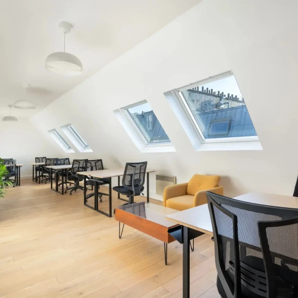Espace indépendant 65 m² 12 postes Location bureau Rue du Caire Paris 75002 - photo 1
