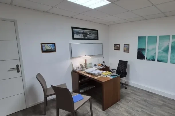 Bureau privé - 74410 - 2 postes - 500€