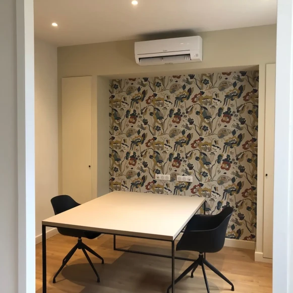 Bureau privé 14 m² 3 postes Coworking Avenue Victor Hugo Aix-en-Provence 13100 - photo 7