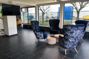 Bureau privé - 51470 - 3 postes - 700€