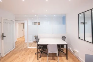 Bureau privé - 75002 - 6 postes - 2750€