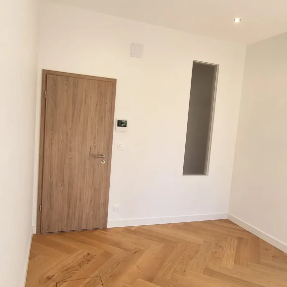 Bureau privé 13 m² 1 poste Location bureau Quai Jacques-Sturm Strasbourg 67000 - photo 2