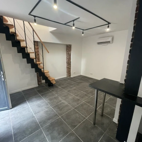 Espace indépendant 40 m² 5 postes Location bureau Rue de Romainville Montreuil 93100 - photo 4