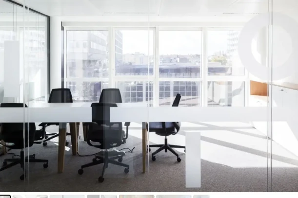 Bureau privé - 69003 - 8 postes - 3680€