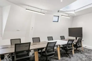Espace indépendant - 75011 - 64 postes - 28000€