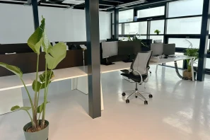 Open Space - 75019 - 20 postes - 460€