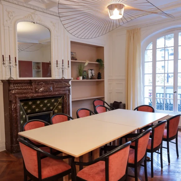 Espace indépendant 240 m² 40 postes Location bureau Boulevard Beaumarchais Paris 75003 - photo 2