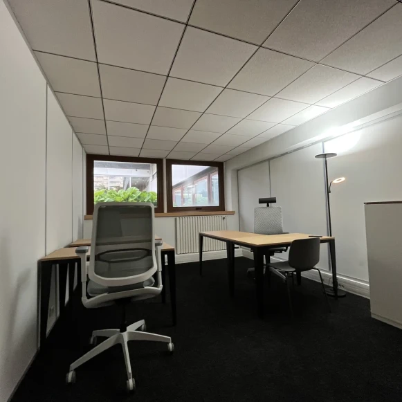 Bureau privé 16 m² 4 postes Location bureau Avenue d'Italie Paris 75013 - photo 4