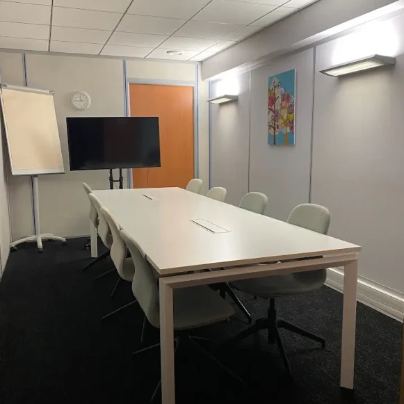 Bureau privé 25 m² 6 postes Coworking Avenue d'Italie Paris 75013 - photo 3