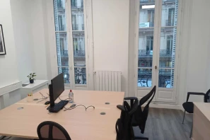 Bureau privé - 75009 - 2 postes - 1000€