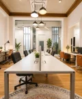 Open Space - 75010 - 1 poste - 450€