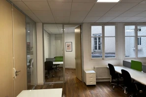 Espace indépendant - 75004 - 12 postes - 4000€