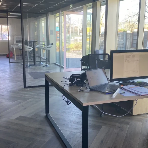 Espace indépendant 84 m² 10 postes Coworking Rue des Orfèvres Blagnac 31700 - photo 5