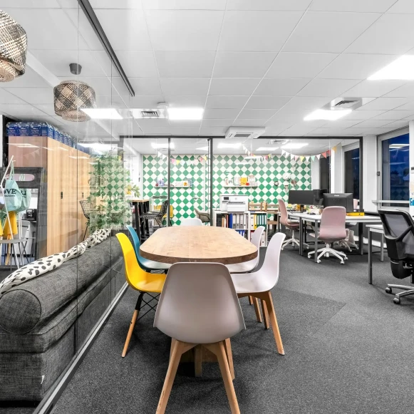 Bureau privé 100 m² 15 postes Location bureau Avenue Charles de Gaulle Neuilly-sur-Seine 92200 - photo 8