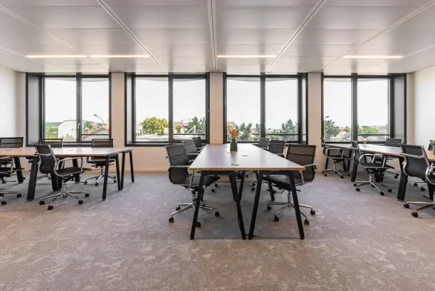 Bureau privé - 92150 - 12 postes - 3960€