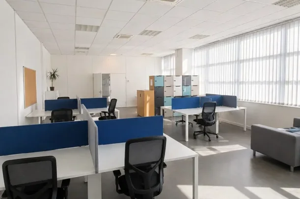 Bureau privé - 78180 - 26 postes - 3400€