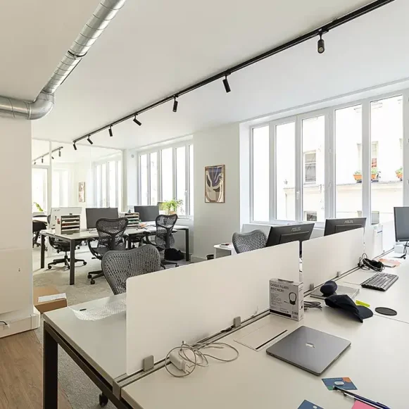Espace indépendant 164 m² 26 postes Location bureau Rue Montmartre Paris 75002 - photo 8