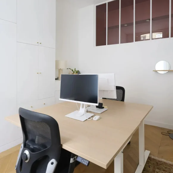 Bureau privé 75 m² 10 postes Coworking Rue d'Amsterdam Paris 75008 - photo 6