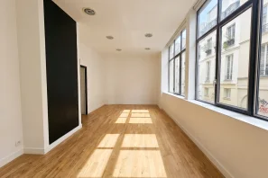 Espace indépendant - 75002 - 16 postes - 10400€