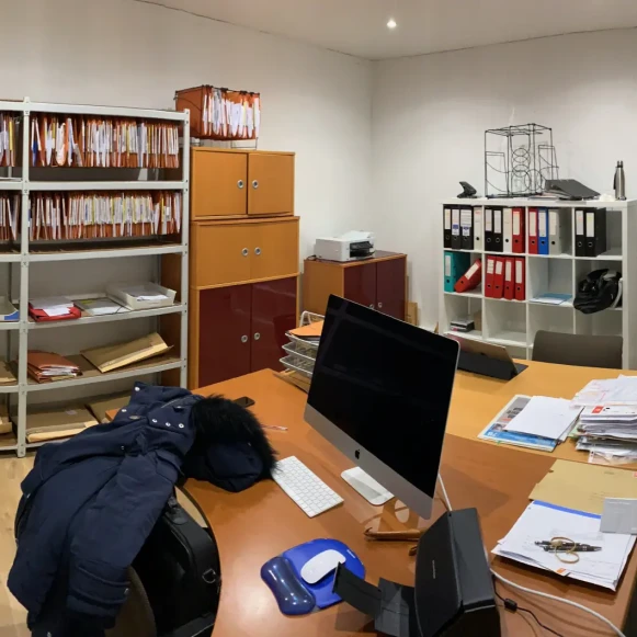 Bureau privé 17 m² 3 postes Coworking Rue de la Croix Nanterre 92000 - photo 1
