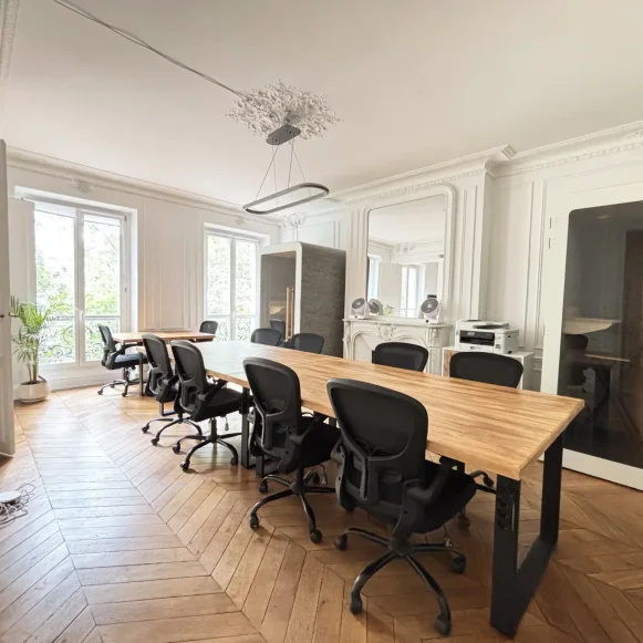 Espace indépendant 128 m² 26 postes Location bureau Boulevard de Sébastopol Paris 75003 - photo 1