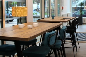 Open Space - 92110 - 20 postes - 240€