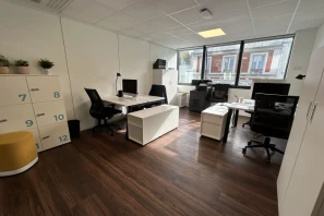 Bureau privé - 75017 - 3 postes - 1500€