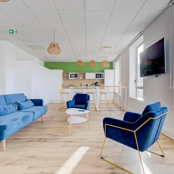 Espace indépendant 250 m² 20 postes Location bureau Rue des Templiers Lille 59000 - photo 1