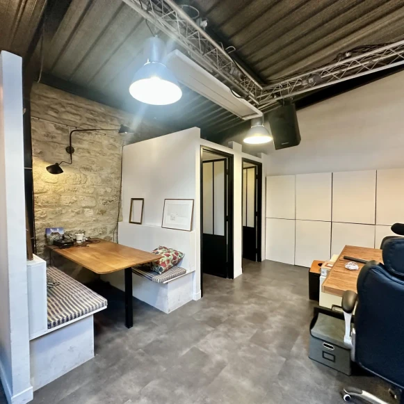 Open Space  10 postes Coworking Rue Myrha Paris 75018 - photo 6