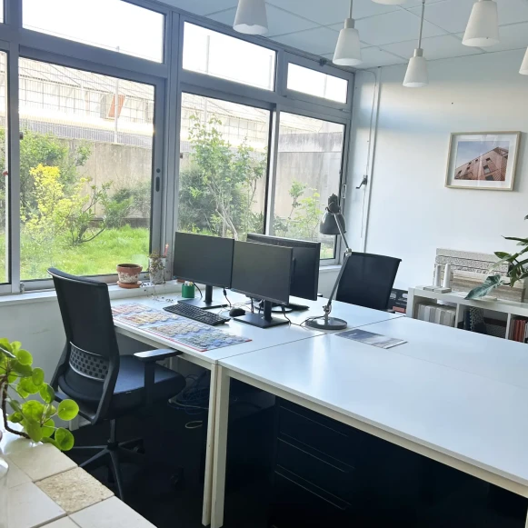 Bureau privé 14 m² 4 postes Location bureau Rue du Banquier Paris 75013 - photo 1