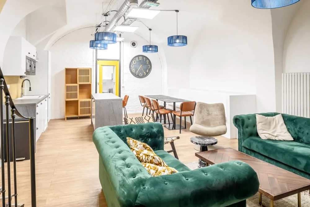 Espace indépendant - 75002 - 60 postes - 42500€