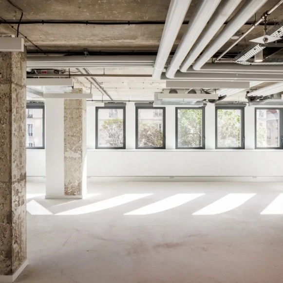 Bureau privé 28 m² 7 postes Coworking Rue Cambronne Paris 75015 - photo 6