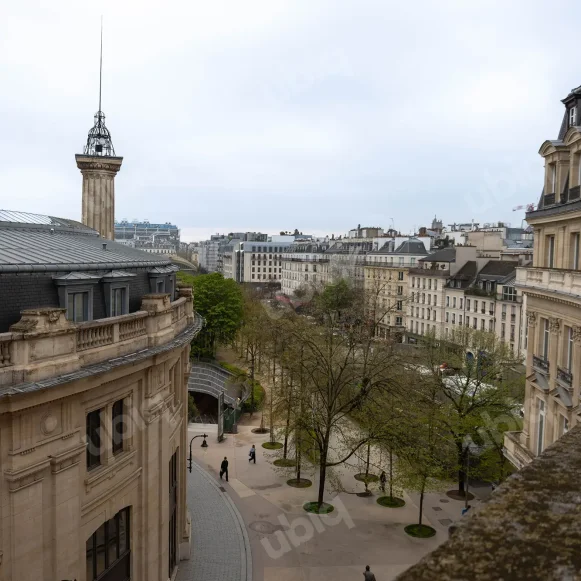 Bureau privé 14 m² 4 postes Coworking Rue du Louvre Paris 75001 - photo 8