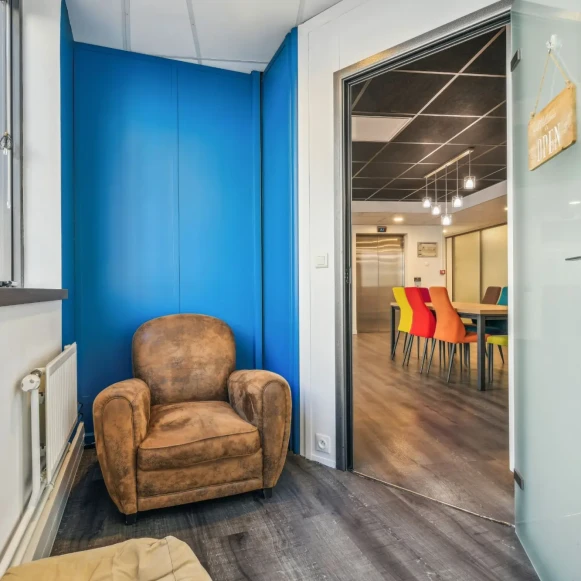 Bureau privé 20 m² 3 postes Coworking Rue Jean Jaurès Levallois-Perret 92300 - photo 7