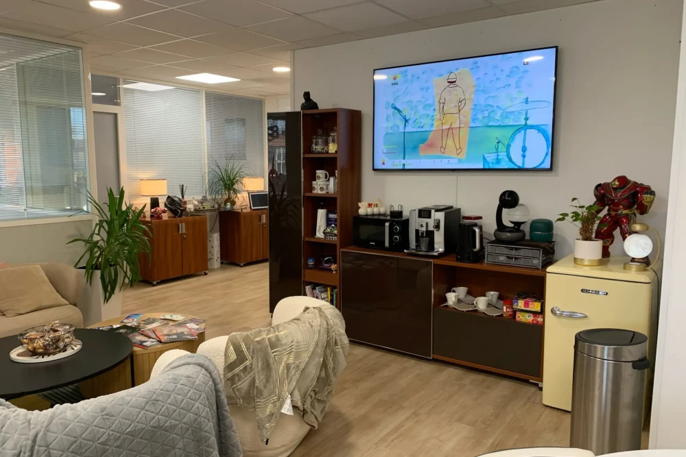 Bureau privé - 31670 - 1 poste - 590€