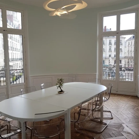 Bureau privé 15 m² 3 postes Location bureau Rue des Vieilles Douves Nantes 44000 - photo 5