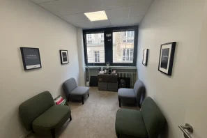 Bureau privé - 75017 - 7 postes - 2400€