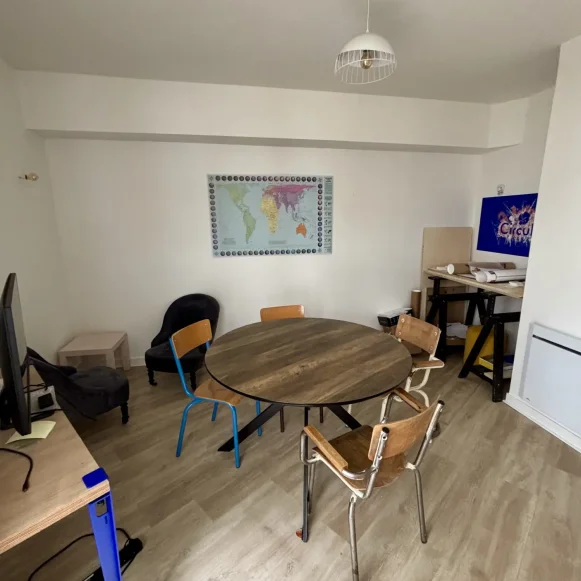 Open Space  2 postes Location bureau Rue de Bréa Nantes 44000 - photo 5