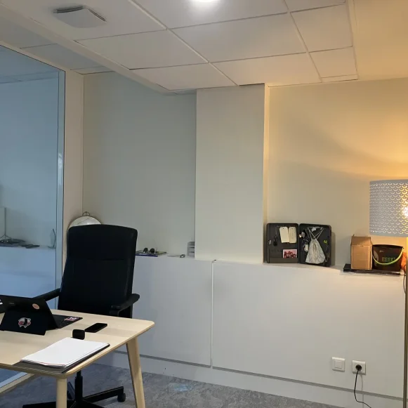 Espace indépendant 110 m² 20 postes Coworking Rue Vendôme Lyon 69006 - photo 2