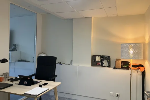 Espace indépendant - 69006 - 20 postes - 3500€