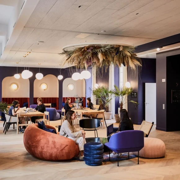 Bureau privé 58 m² 16 postes Location bureau Rue Royale Paris 75008 - photo 5