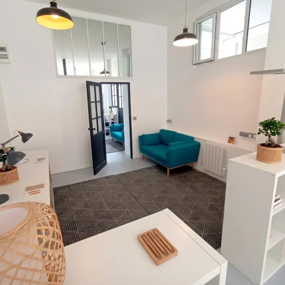 Bureau privé 100 m² 17 postes Location bureau Rue de Rocroy Paris 75010 - photo 5